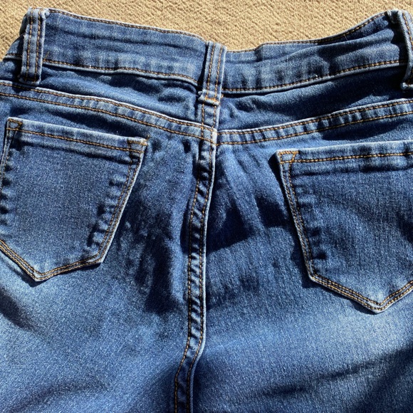 Fashion Nova Skinny Jeans - Picture 2 of 5